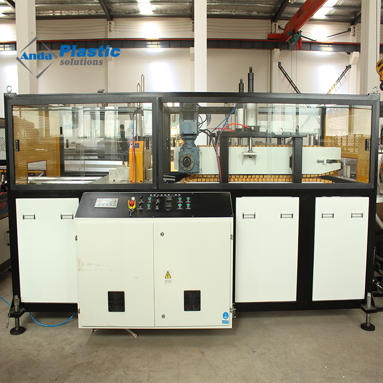 Machine de fabrication de tuyaux en PVC